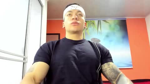 Jonathan online show from February 15, 12:15 pm