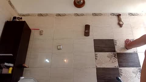 aquinn2000 online show from March 14, 2:10 pm