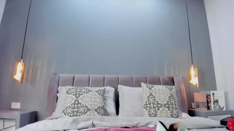  Ara Ferrer  online show from November 27, 9:55 pm