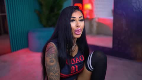 arabellaposh online show from November 9, 7:34 am