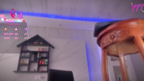 Angel online show from February 14, 6:10 pm