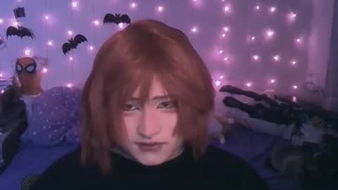 Ahri online show from March 1, 3:38 pm