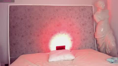 Ari  online show from September 23, 5:01 am