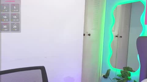 Aria online show from February 23, 3:25 pm