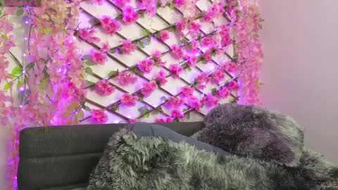 aria_silk online show from May 29, 11:58 pm