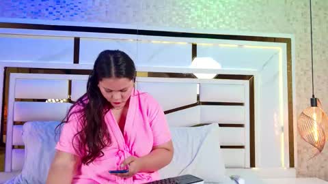 aria_sm online show from November 29, 3:36 am