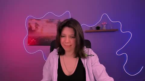 aria_wild_ online show from May 4, 7:20 pm