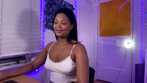 Aria Atelier online show from September 24, 8:10 am