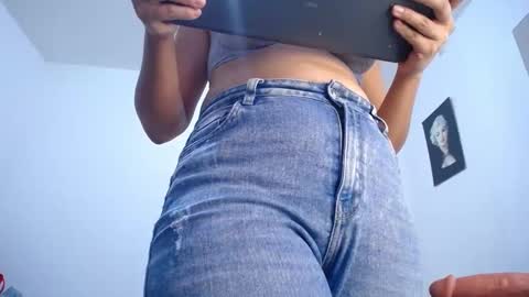 ariacoral online show from September 13, 1:46 pm