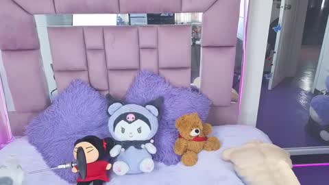 ariadnacappelletty online show from October 9, 5:18 pm