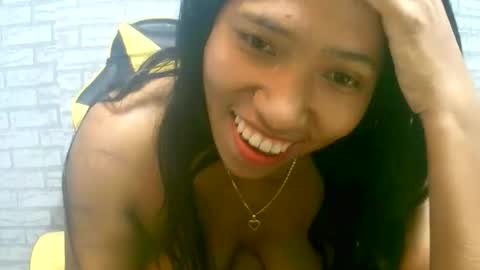 ariah13 online show from May 6, 7:03 am