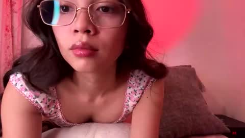 Aria Mariz online show from November 17, 7:44 am