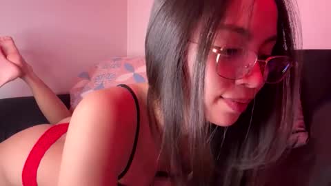 Snapshot of ariamariz chatting on October 22, 1:13 pm Aria Mariz online show from October 22, 1:13 pm