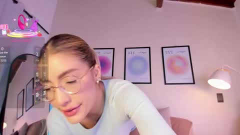 Aria online show from February 9, 9:06 pm