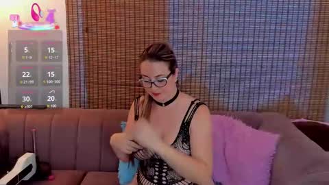 Ariana Cruz online show from November 29, 4:14 pm