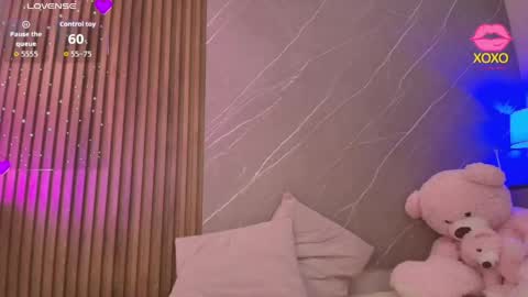 Ariana online show from May 22, 12:12 pm