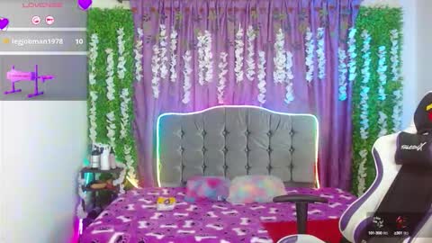 Ariana online show from October 15, 3:24 pm