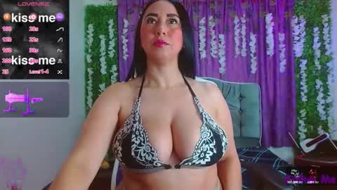 Ariana online show from September 29, 1:54 pm