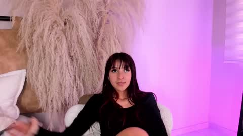 Ariana  online show from January 20, 6:53 pm