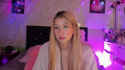 Ariana  online show from October 2, 10:47 am