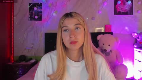 Ariana  online show from September 29, 10:58 am