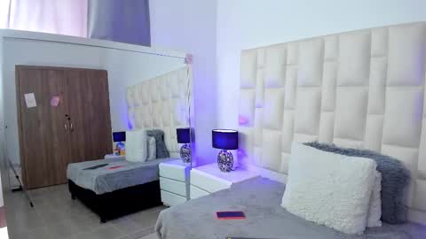  ariana  online show from September 24, 6:03 pm