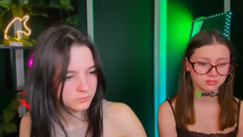 arianaa_cat online show from May 4, 6:58 pm