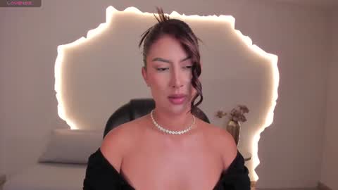 Ariana Dumont online show from June 19, 11:27 am