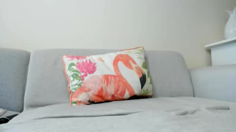 Ariana  Steven online show from September 15, 6:15 am