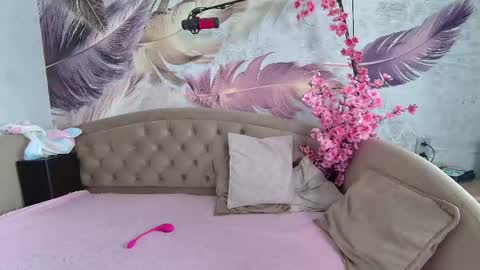 arianna_flower online show from May 15, 1:36 am