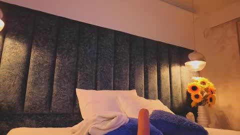 Arianna online show from March 2, 7:53 pm