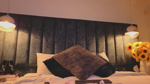 Arianna online show from April 14, 7:50 pm