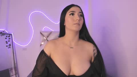 Arianna Dawson online show from December 31, 7:42 am