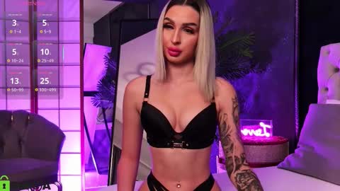 Arianna online show from October 21, 6:33 pm