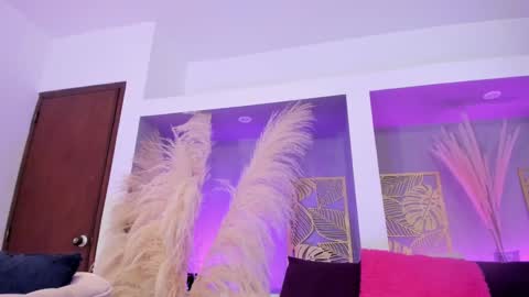 Aria online show from September 26, 11:35 pm