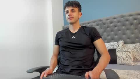 ariasaadeh online show from September 27, 12:25 pm