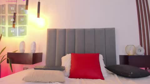 Aria online show from March 3, 7:26 am