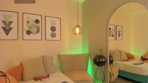 Aria online show from March 17, 1:43 am