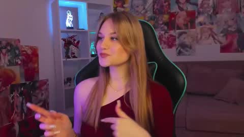 Aria online show from September 29, 5:23 pm