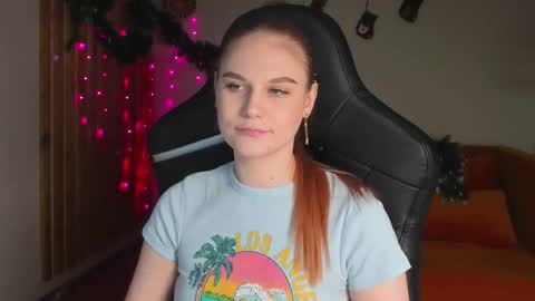 Aria online show from December 22, 6:36 pm