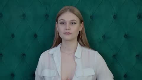 Aria online show from October 21, 7:17 pm