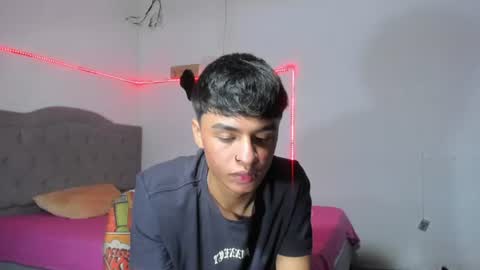 ariel_adan online show from August 4, 4:30 am