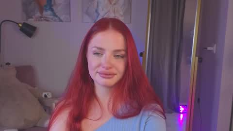 ariel_aerial online show from October 7, 9:44 pm