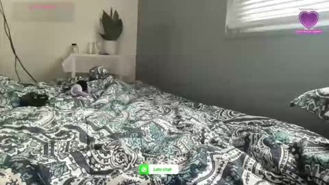 arielbliss69 online show from May 6, 9:43 pm