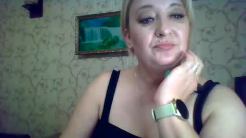Snapshot of arielxloveresss chatting on September 12, 5:04 pm ArielXLoveresss online show from September 12, 5:04 pm