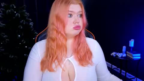 Adele online show from December 2, 10:35 am