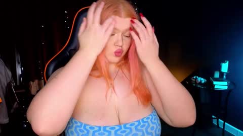 Adele online show from November 28, 5:09 pm