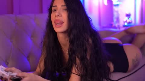 Arina online show from September 21, 6:45 pm