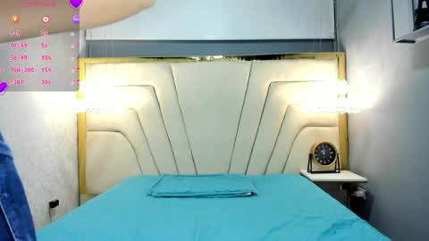 Aris Suarez online show from March 31, 3:01 pm