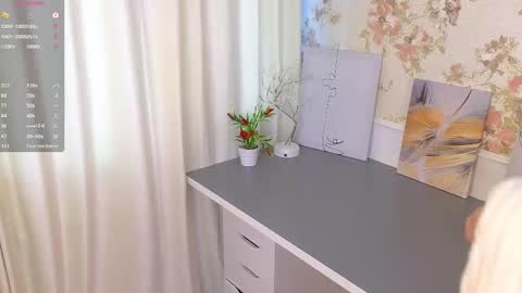 Kate online show from October 19, 4:06 am